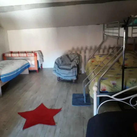 Le Pressoir Tatil Evi Saint-Julien-de-Coppel