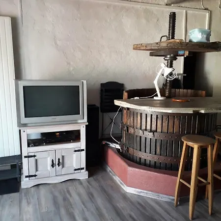 Le Pressoir * Saint-Julien-de-Coppel