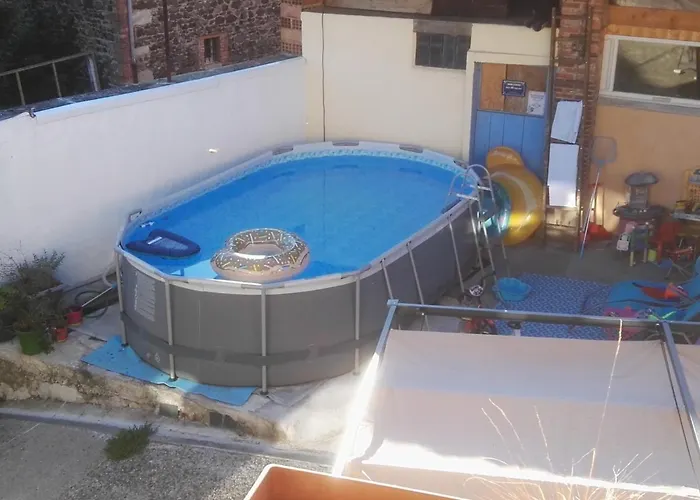 Le Pressoir * Saint-Julien-de-Coppel