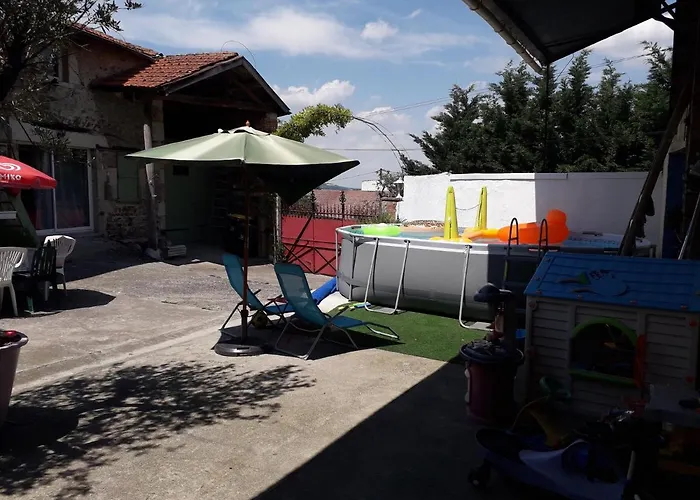 Le Pressoir Casa de Férias Saint-Julien-de-Coppel